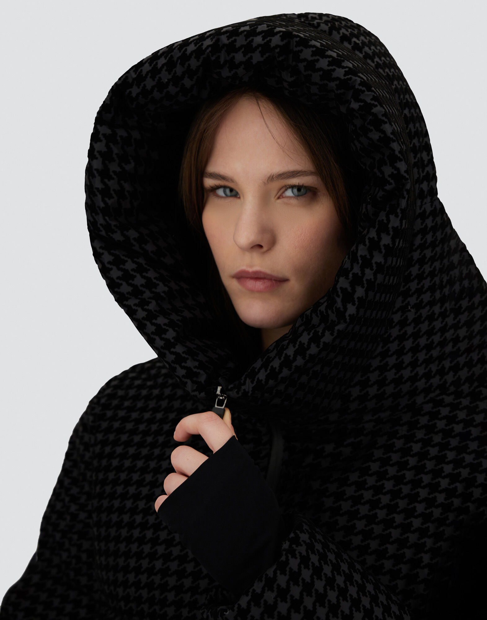 PARKA IN TECH HOUNDSTOOTH AND 2-LAYER WINDSTOPPER