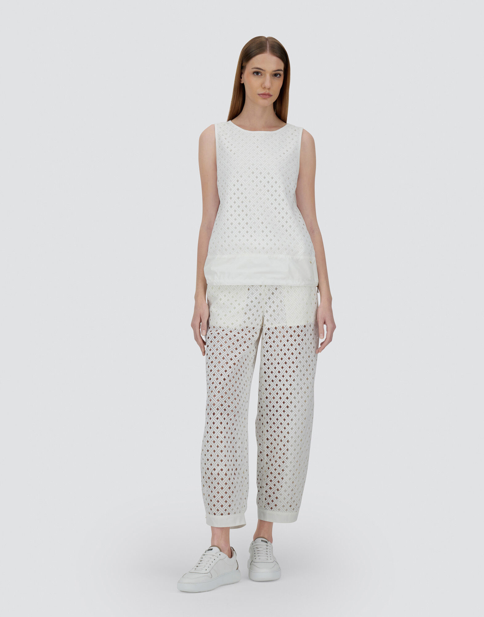 TANK TOP IN CHIC COTTON JERSEY AND CROCHET LACE