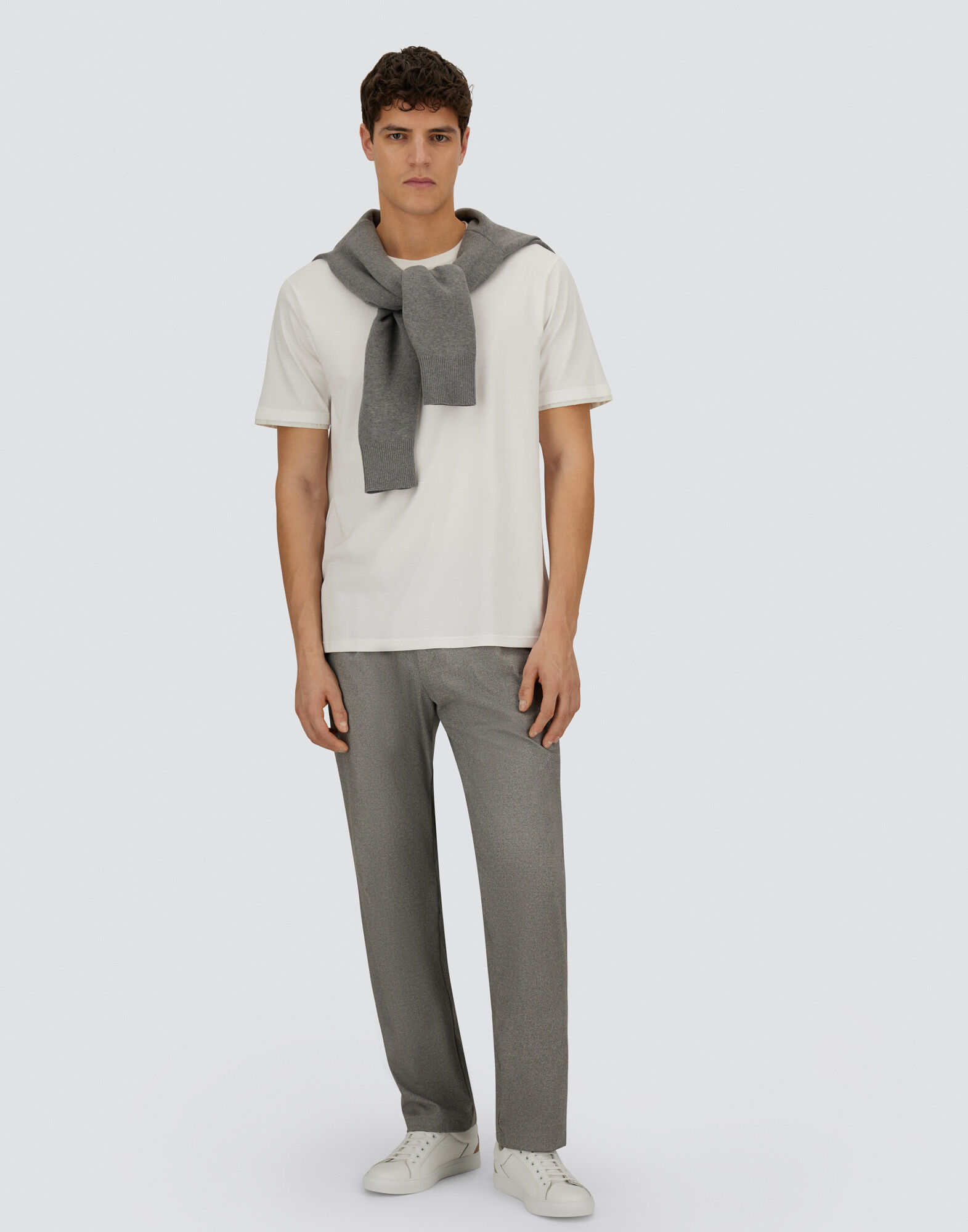 RESORT T-SHIRT IN BASIC COTTON & LIGHT STRETCH NYLON