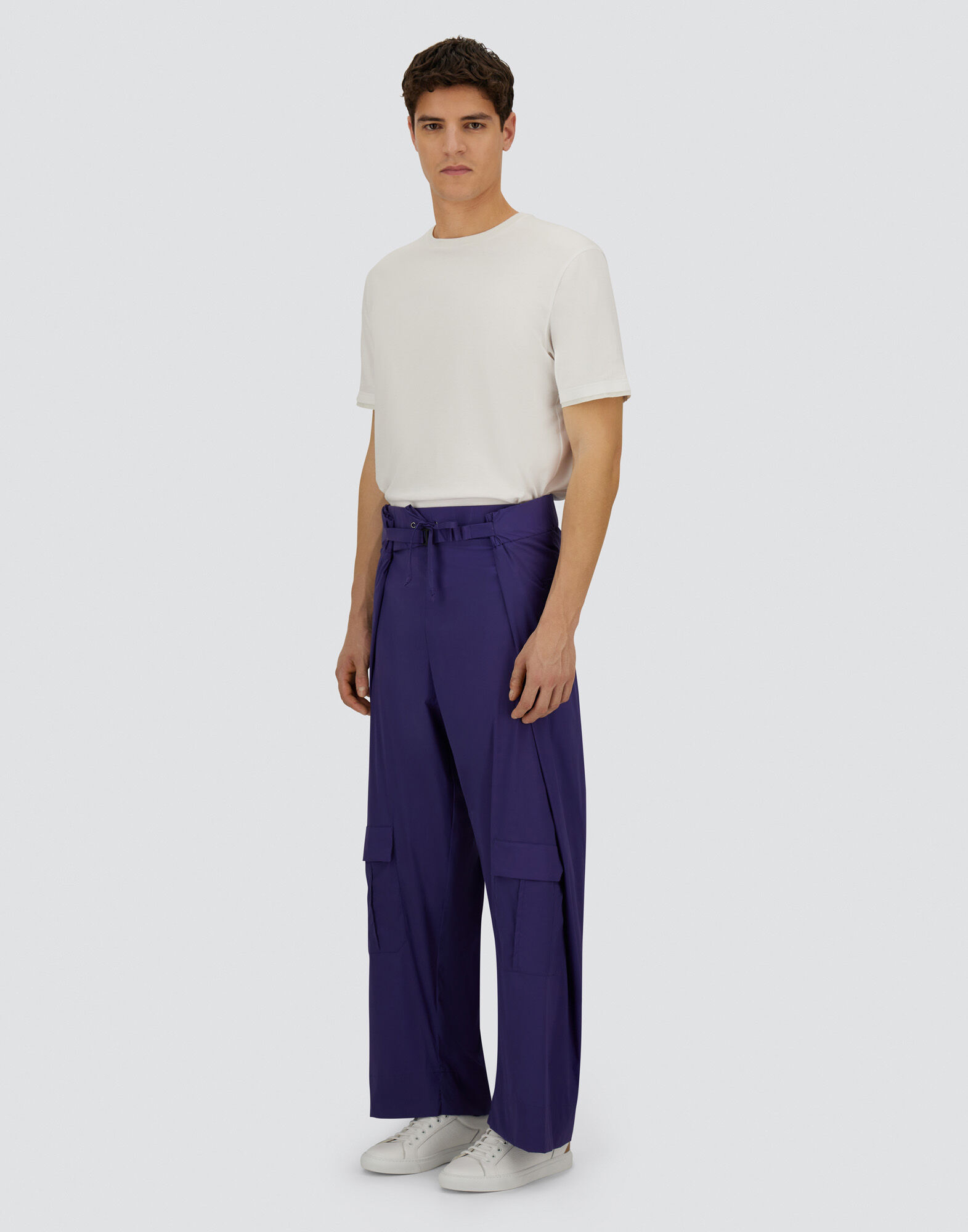 GLOBE TROUSERS IN ECO COTTON FEEL