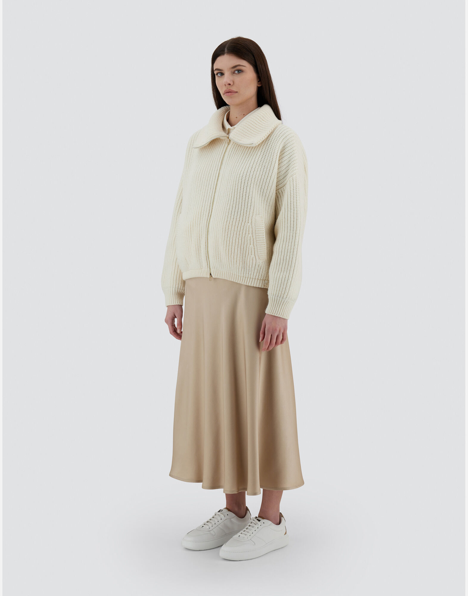 RESORT CARDIGAN IN INFINITY