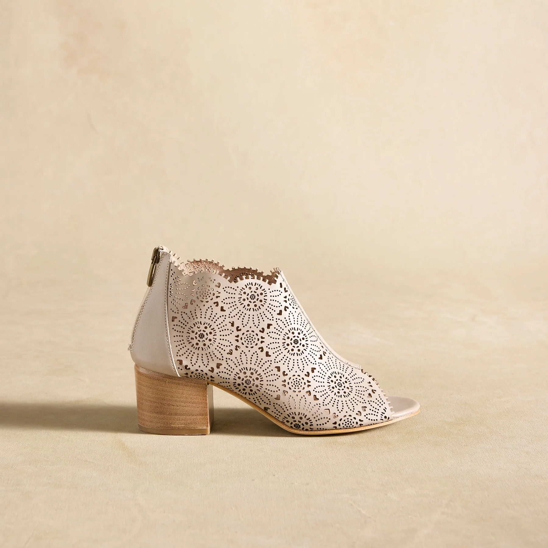 Penelope Sandals