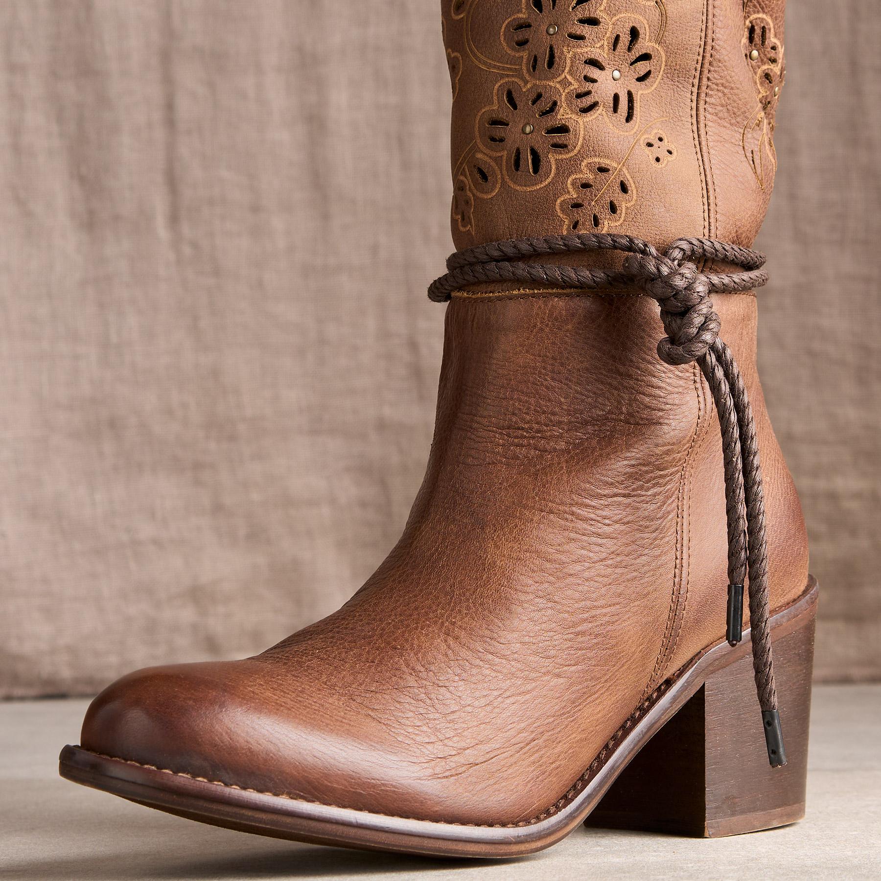 Dawn Rider Boots