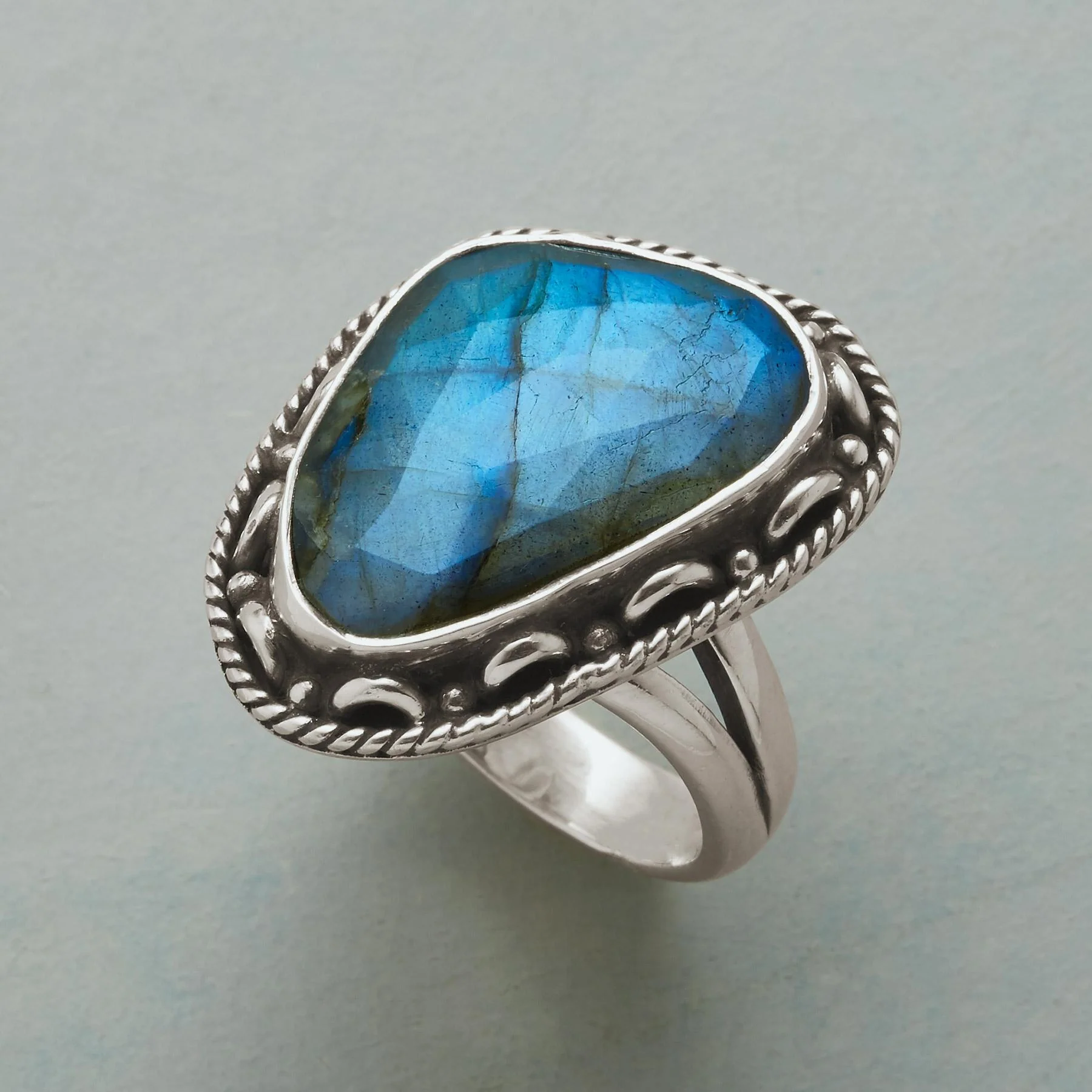 Heavenly View Ring