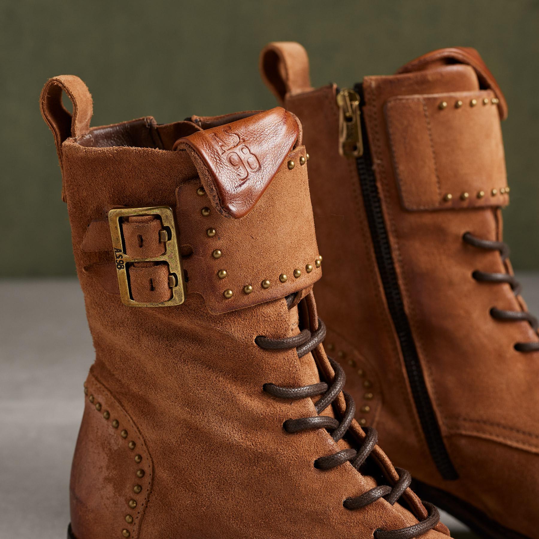 Mattie Boots