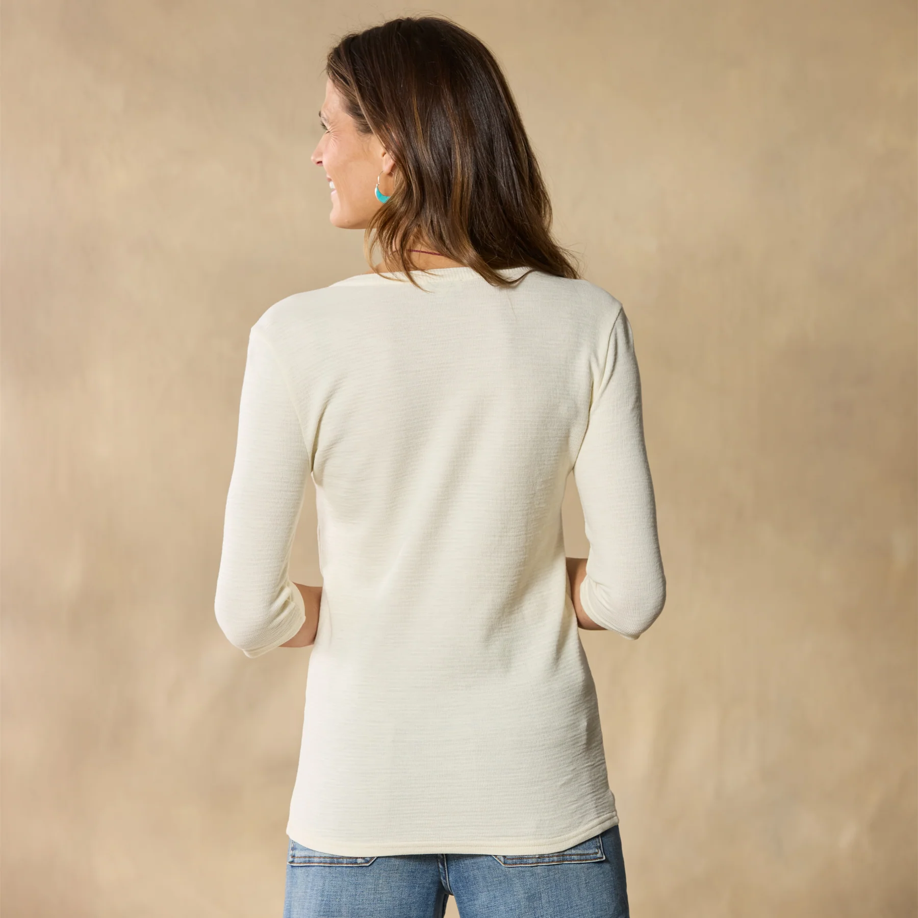 Hidalgo Henley, Petite