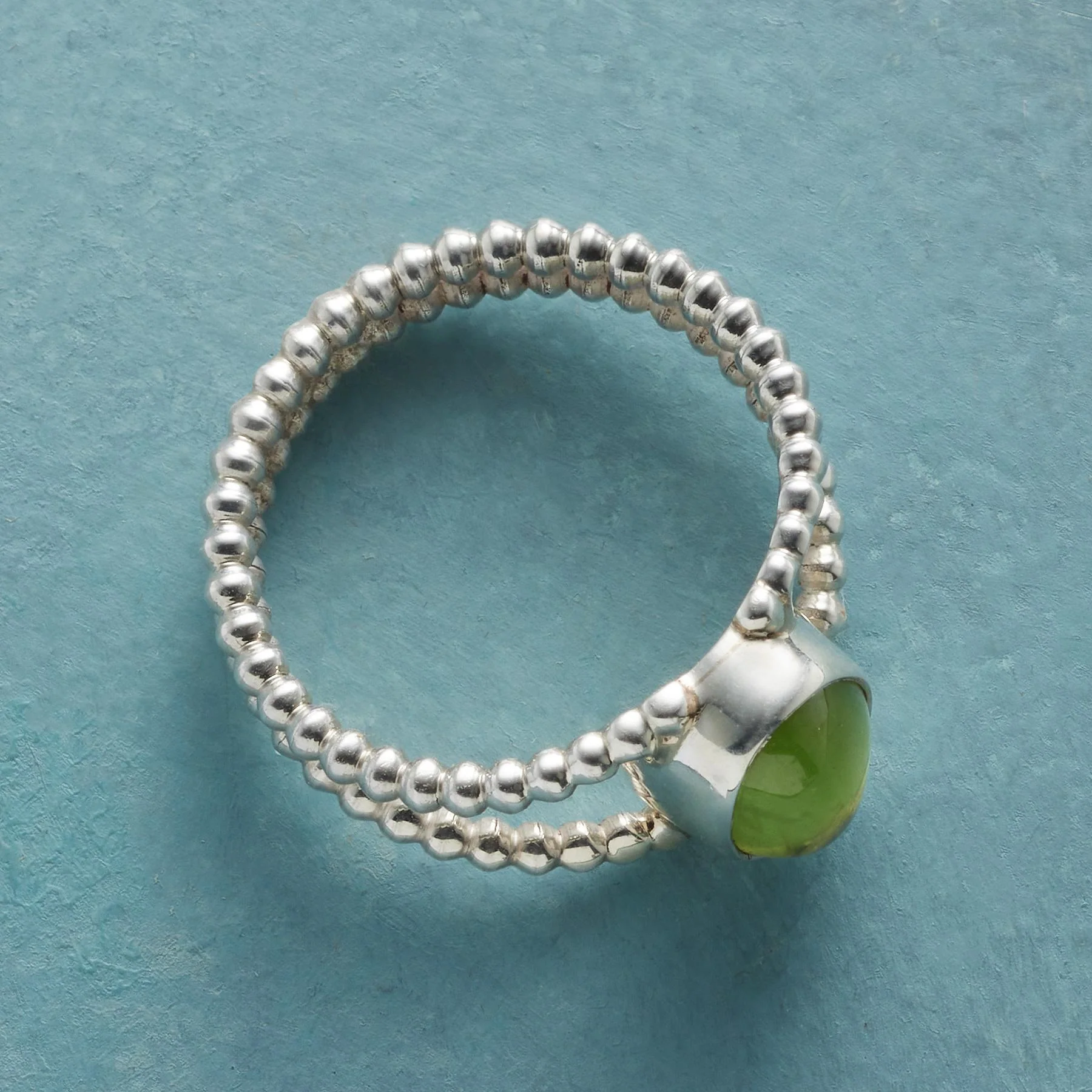 Green Between Ring