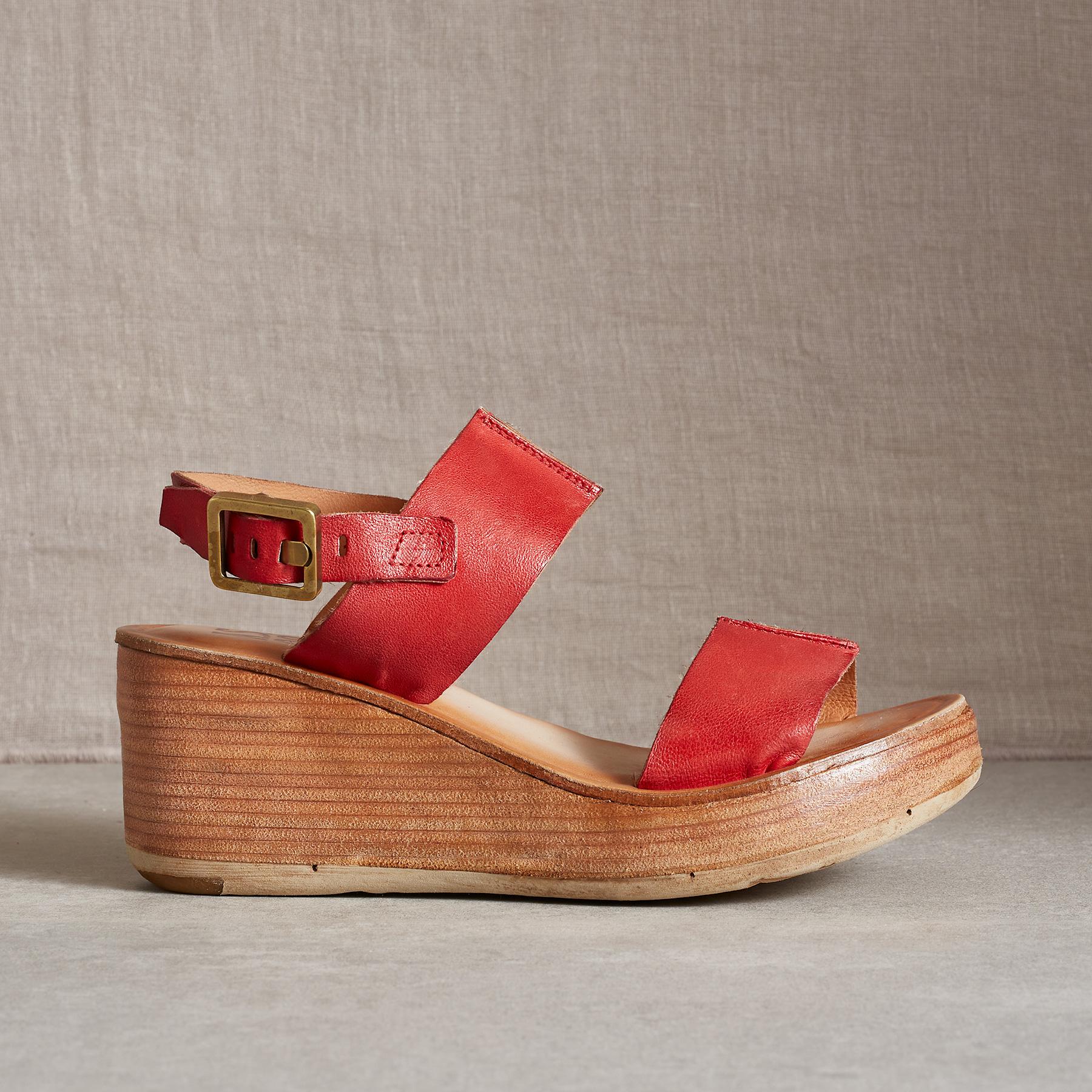 Niv Sandals