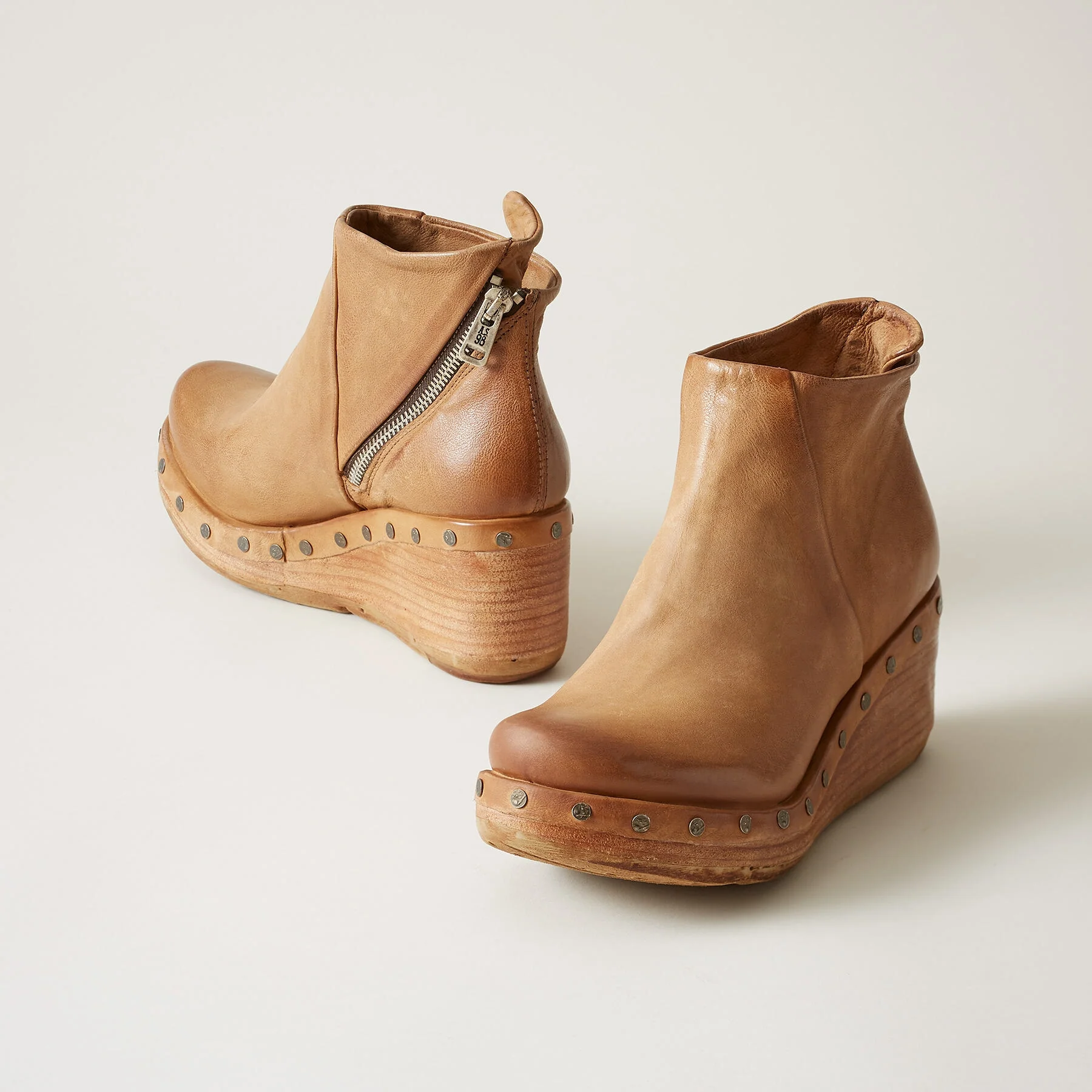Savina Boots