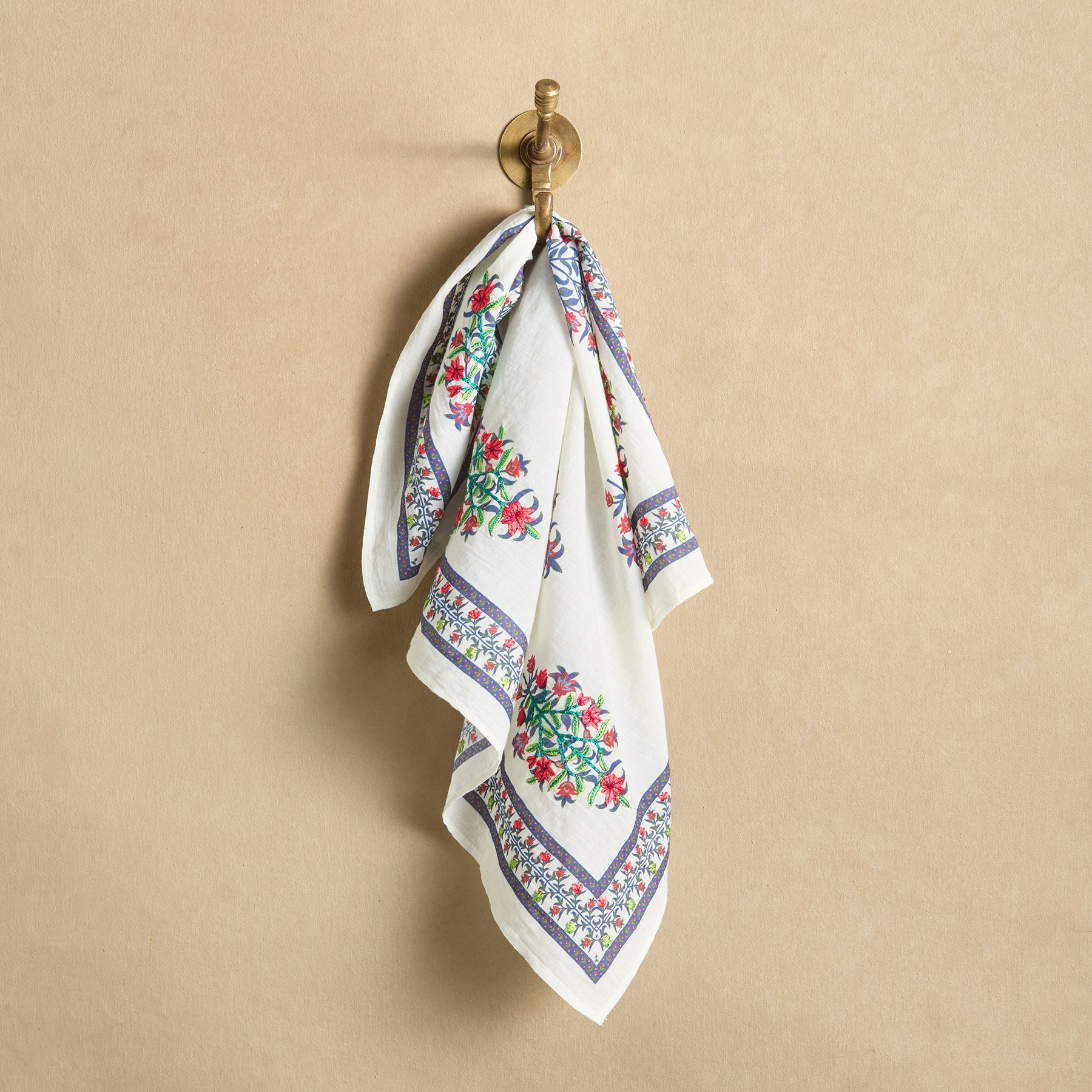 Amalia Bandana