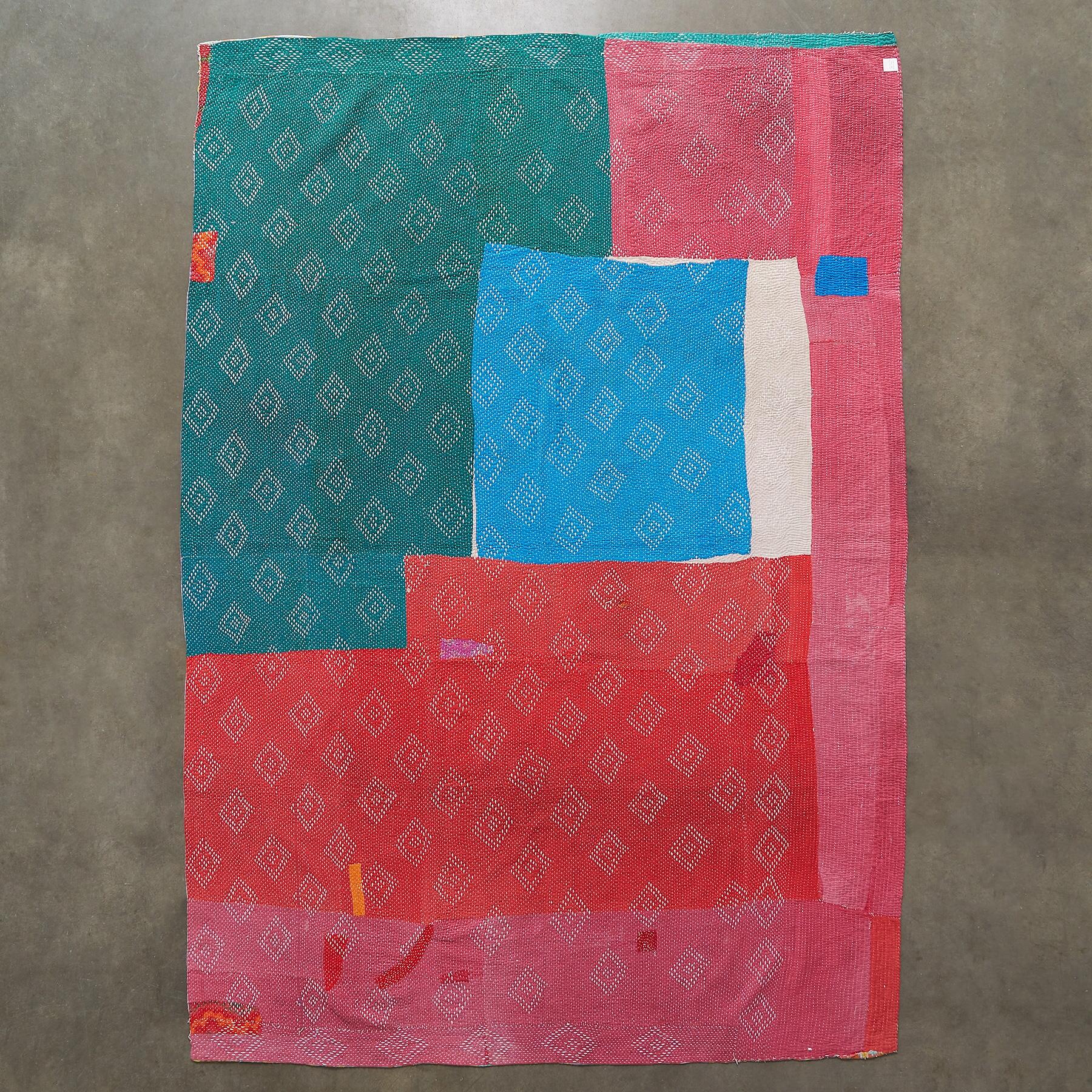 Skuru Sari Throw