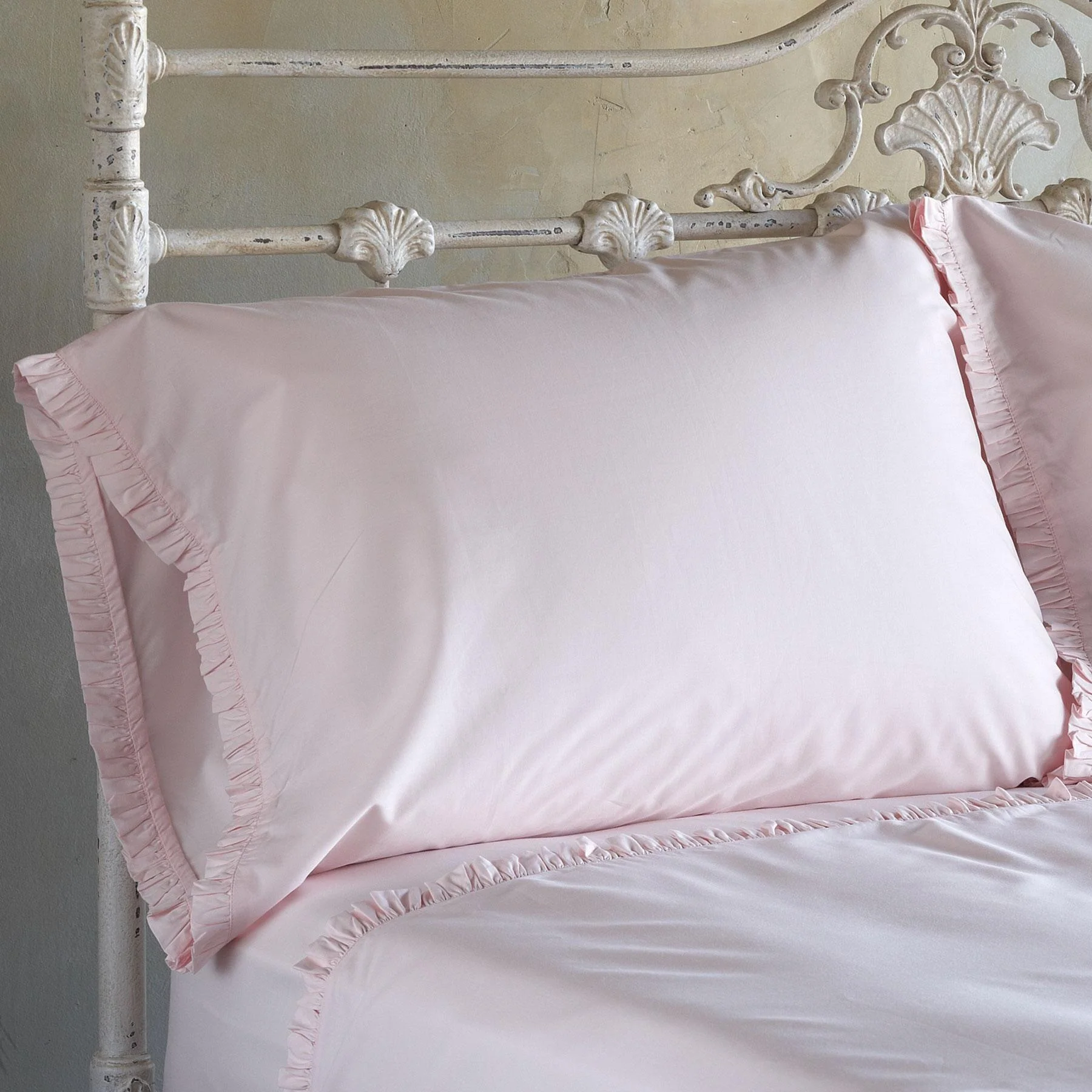 Country Ruffle Pillowcase Set