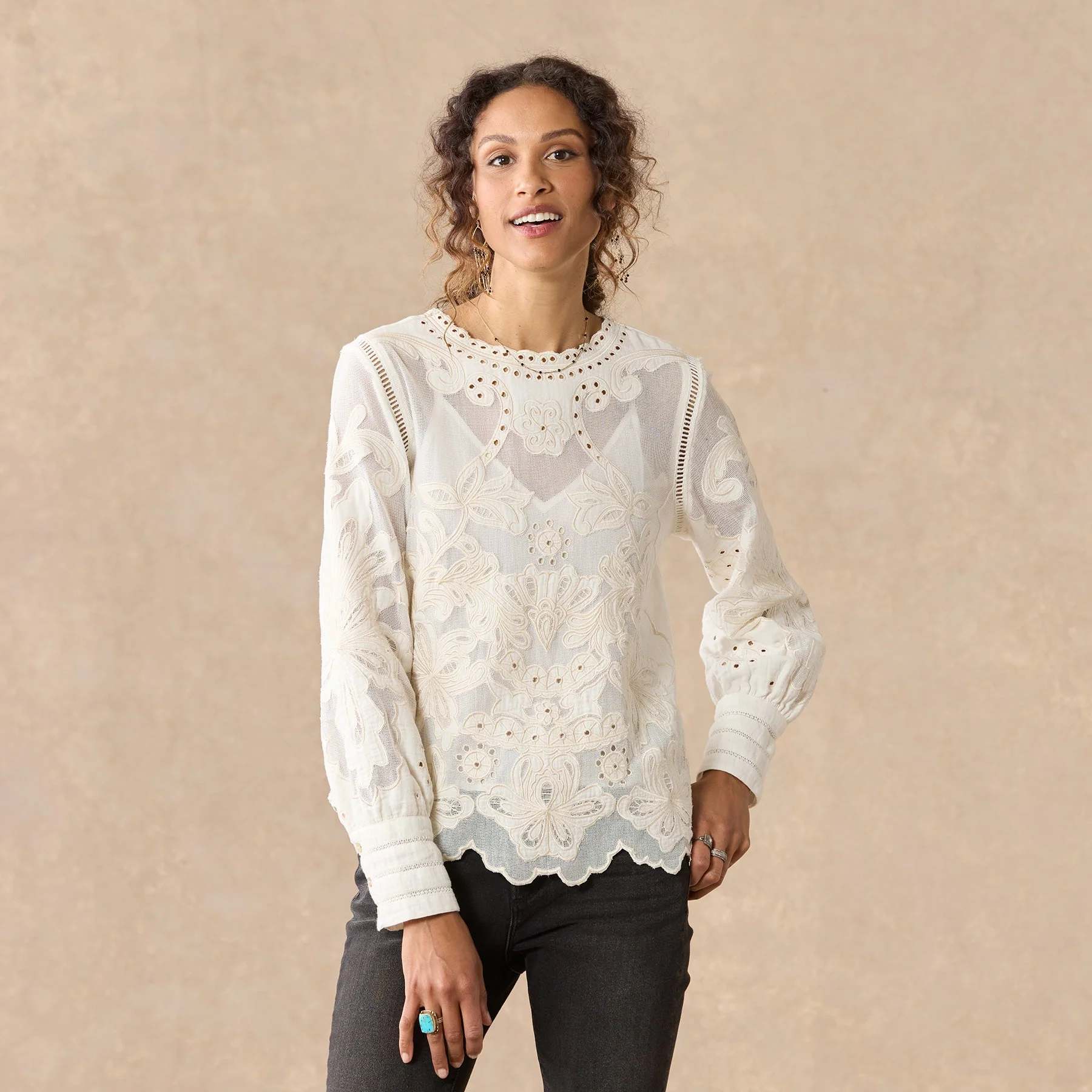 Reach For Beauty Top
