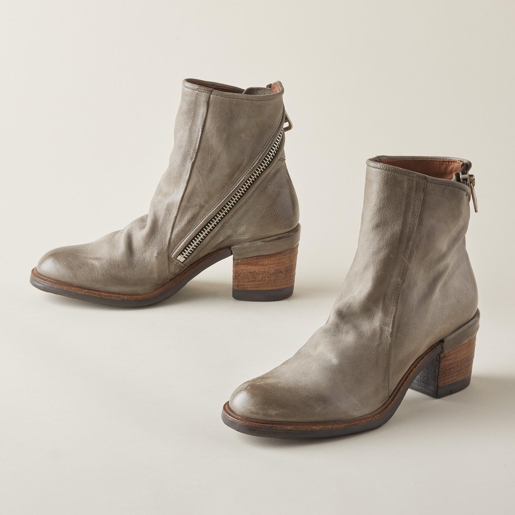 Jase Boots