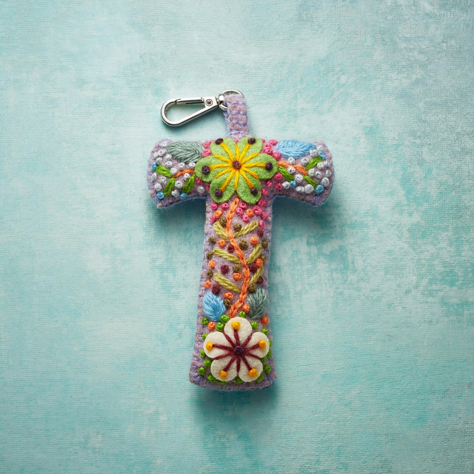 Fleur De Felt Initial Clip