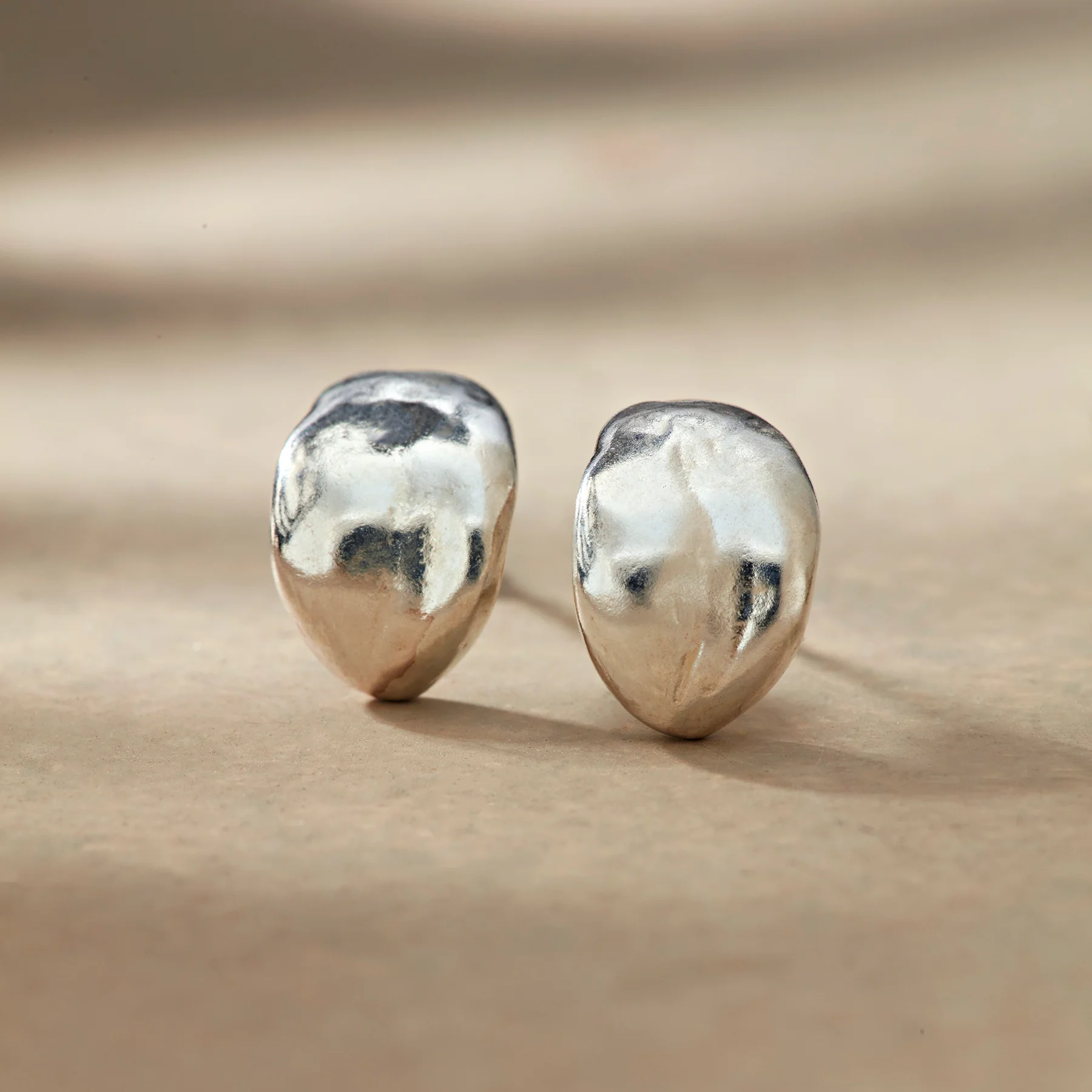 Dimpled Demi Hoops