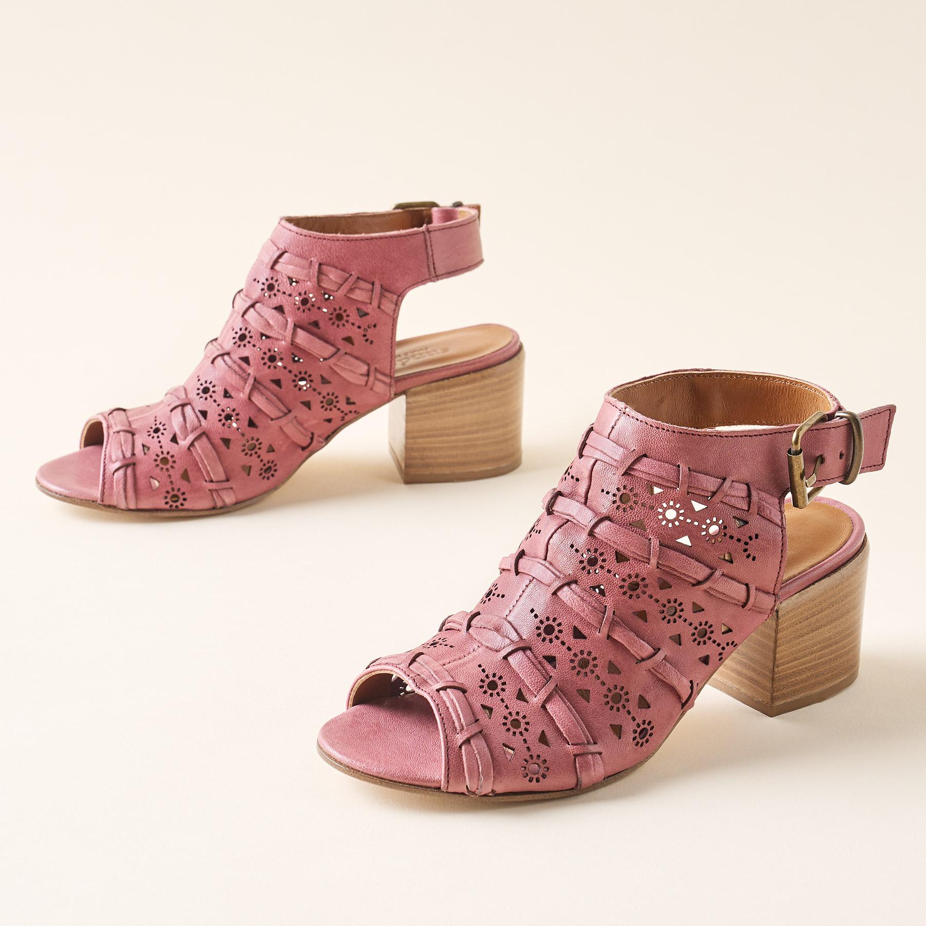 Santa Rosa Heels