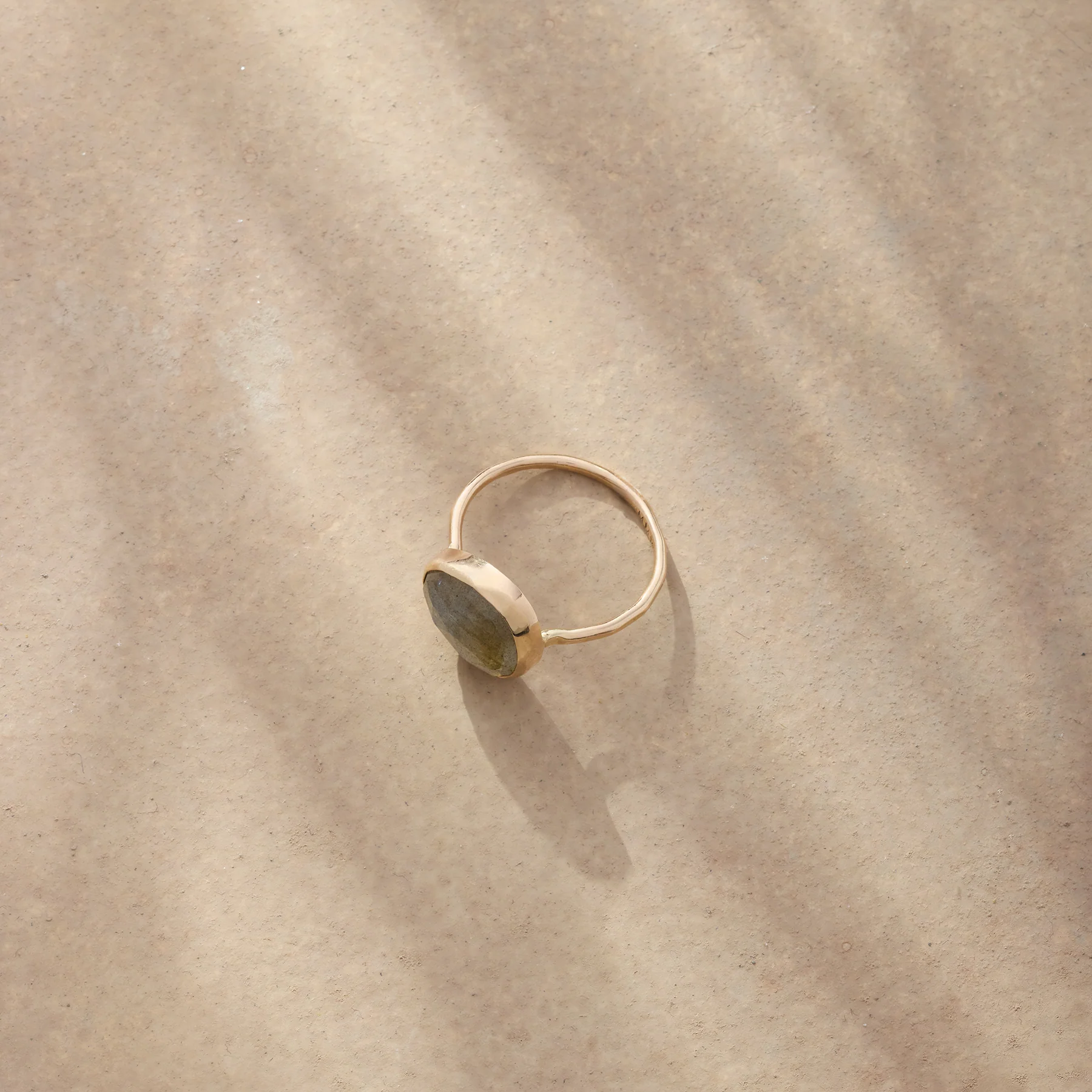 Hypnotic Ring