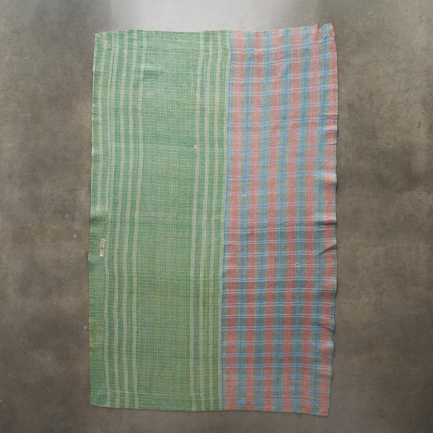 Sikim Sari Throw