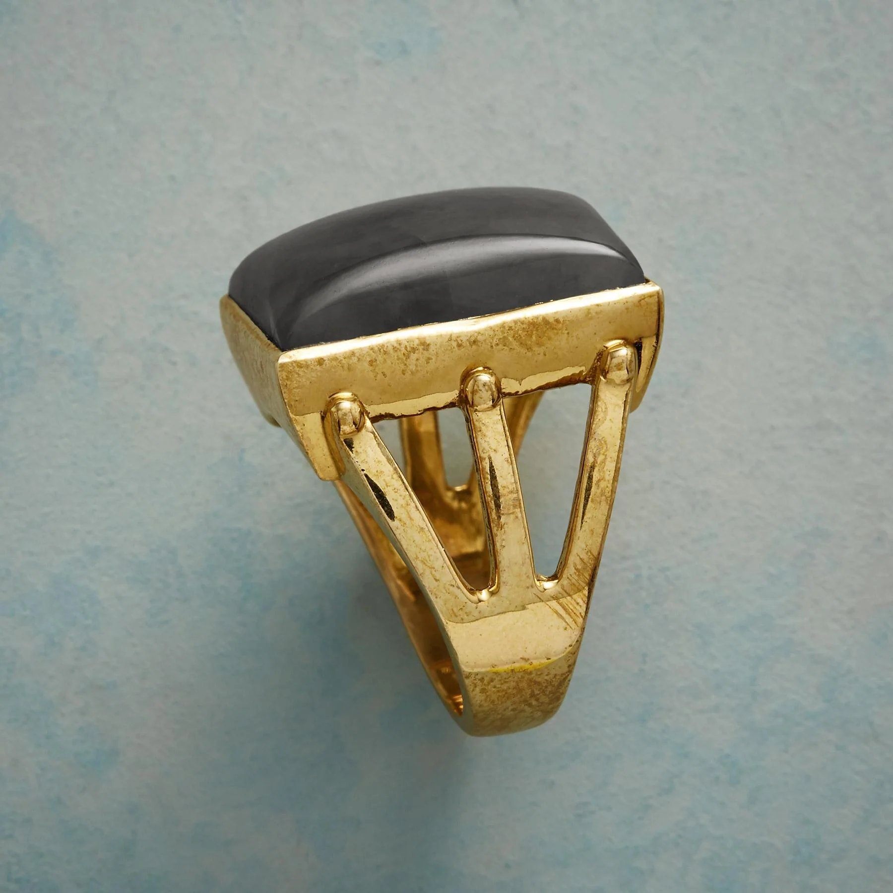 Gray Skyes Ring