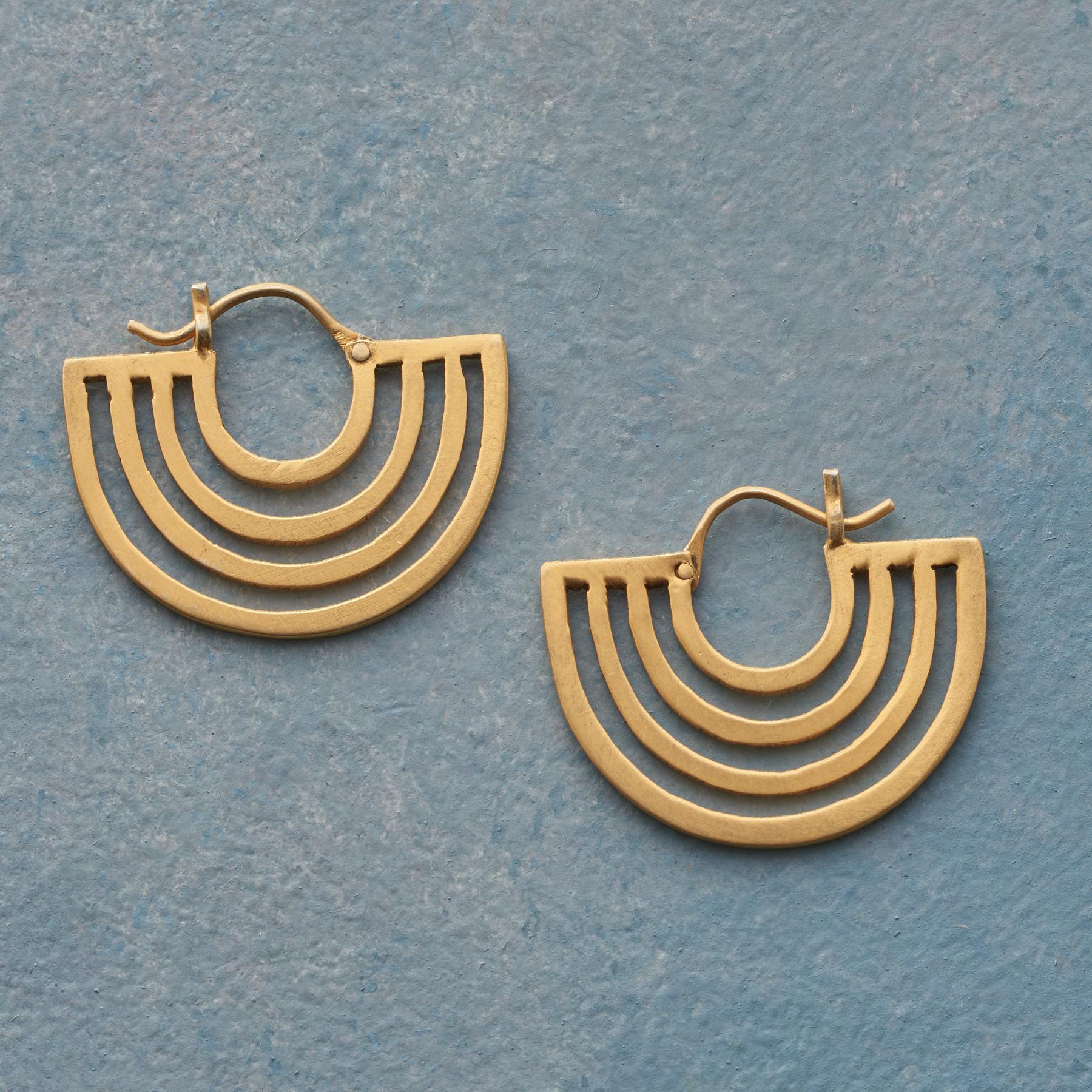Reverberation Hoops