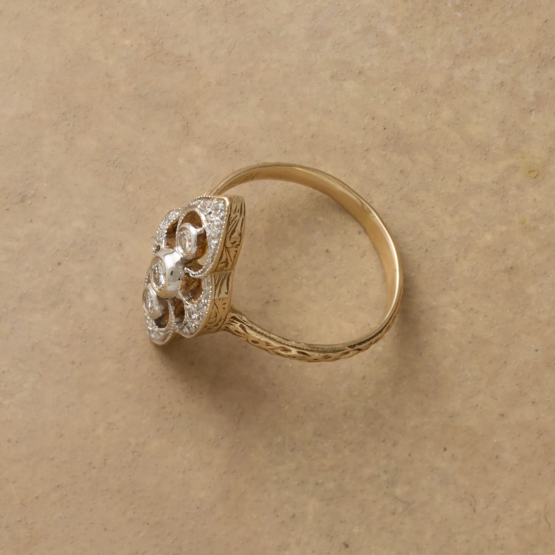 Erté Ring
