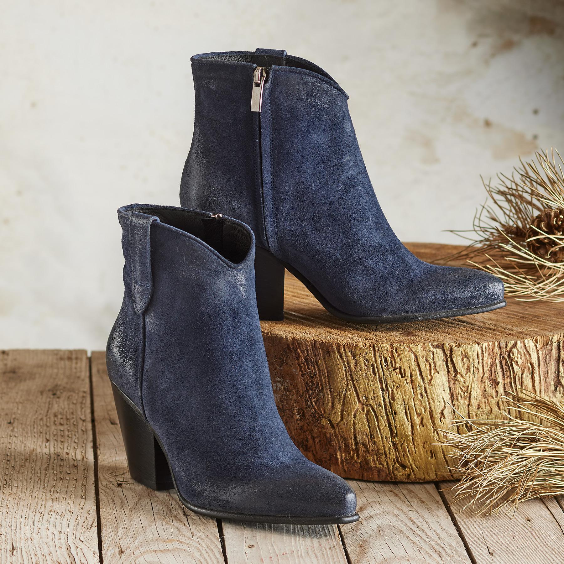 Belladonne Boots