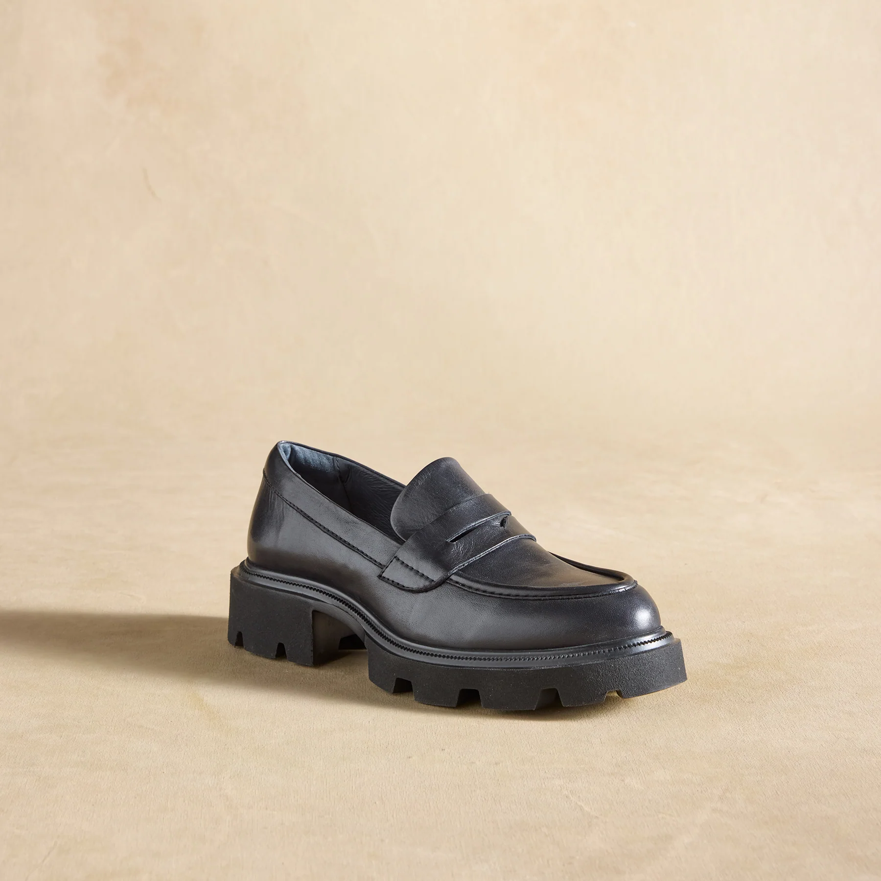 Toni Lug Sole Loafers