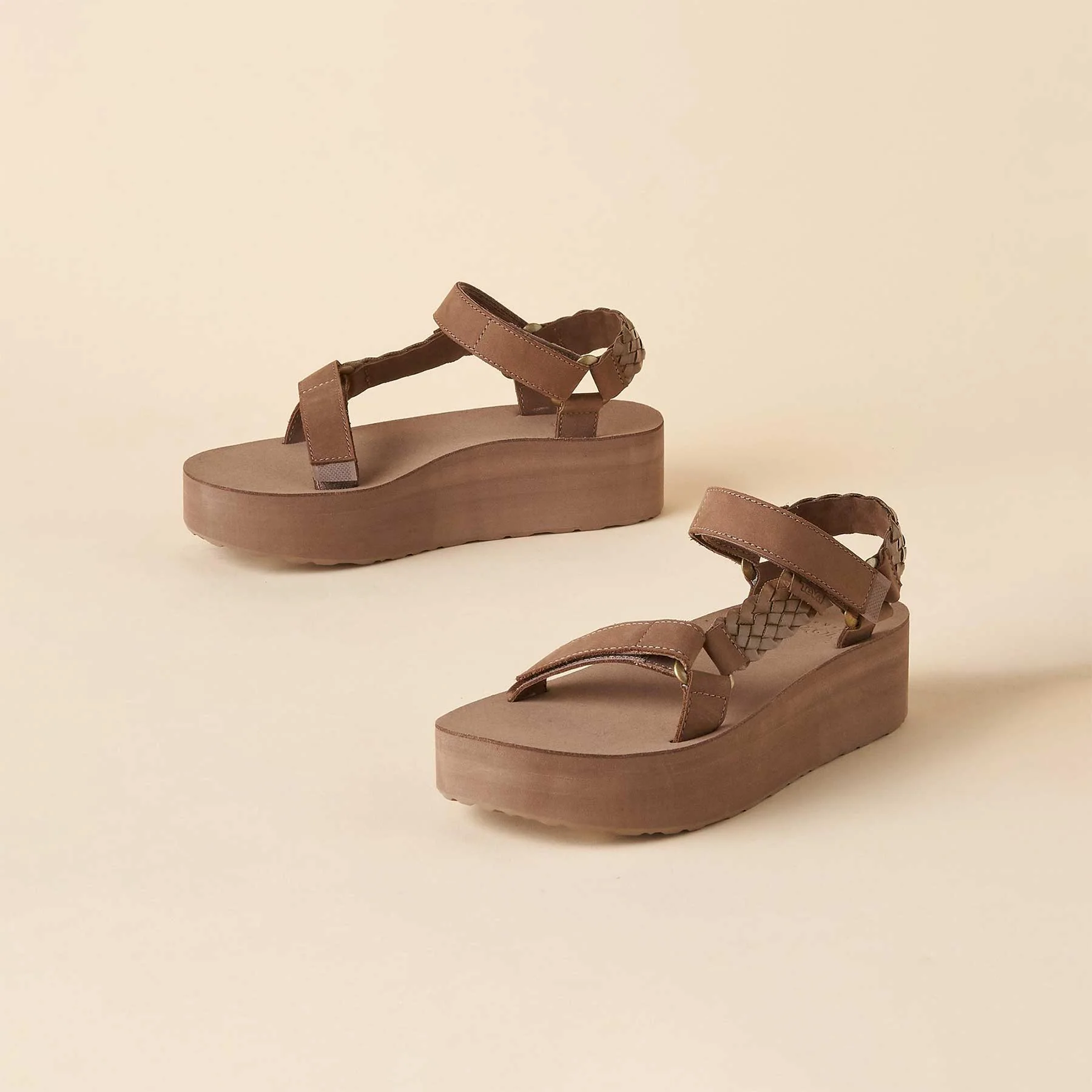 Flatform Universal Sandals