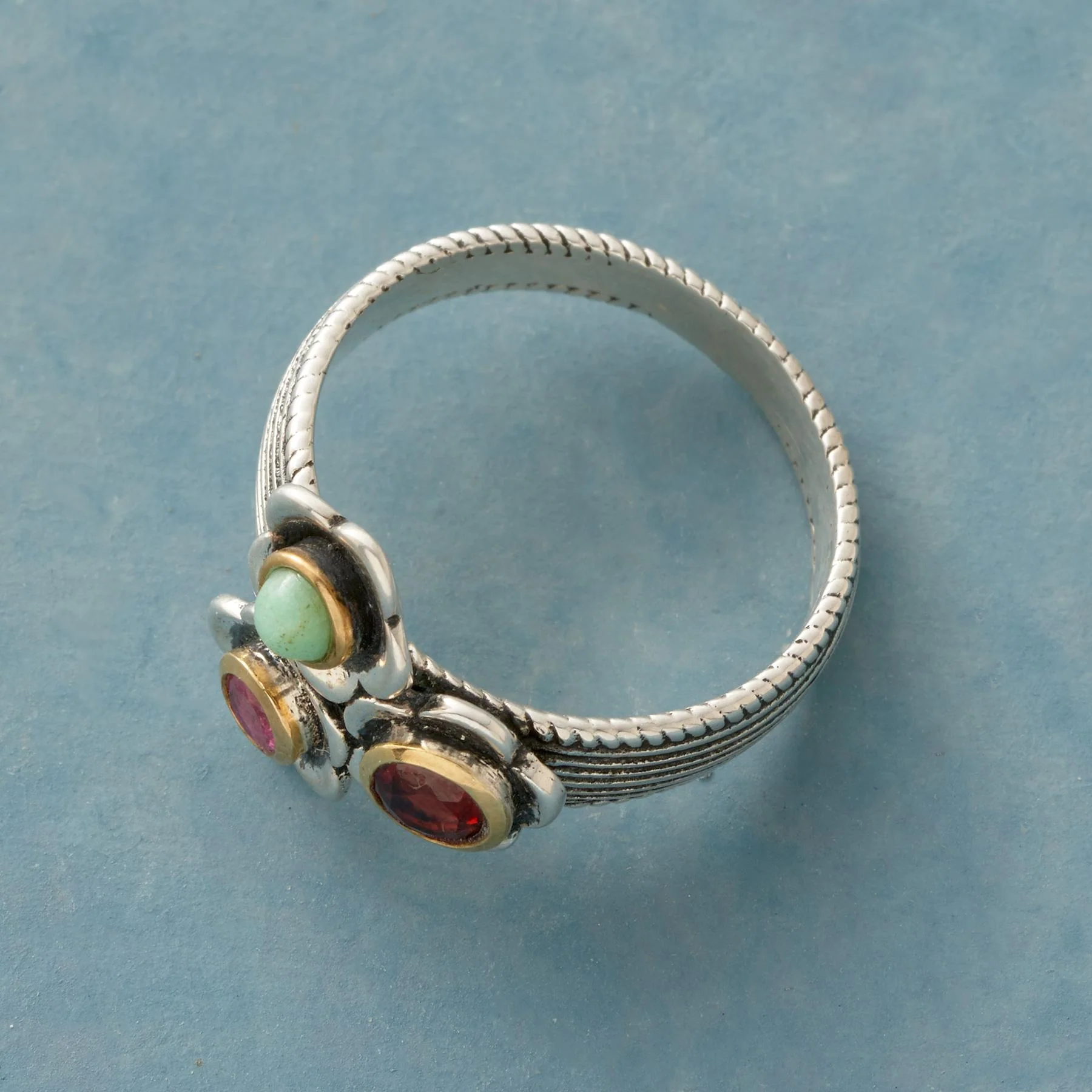 Terzetto Ring