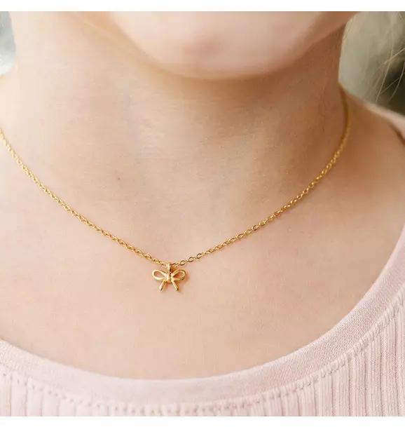 Bow Pendant Necklace