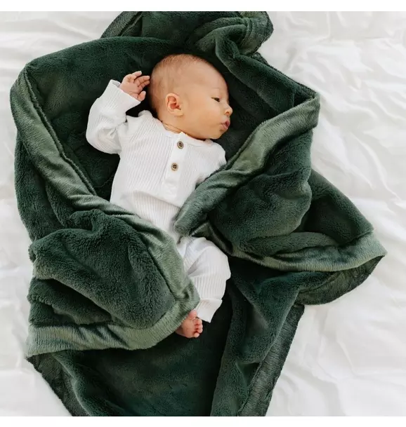 Lush Blanket in Hunter