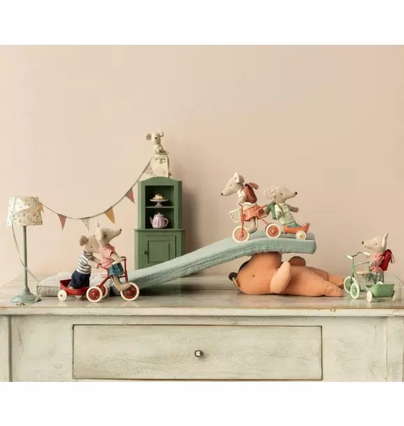 Tricycle Mouse, Big Sister - Coral