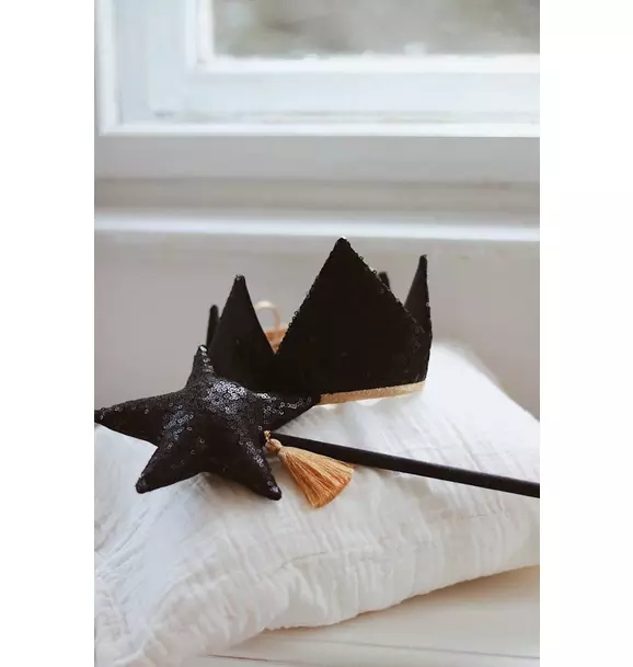 “Black Sequins” Crown