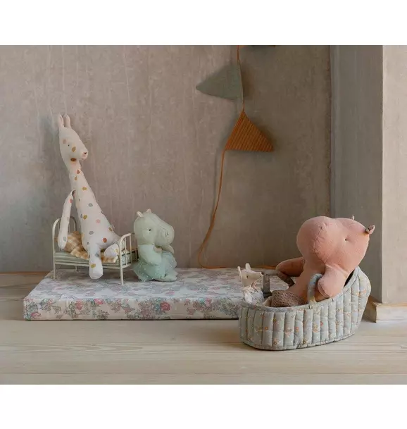 Mint Hippo with Skirt, Small