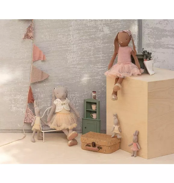 Bunny size 3, Classic - Ballet suit and skirt cream