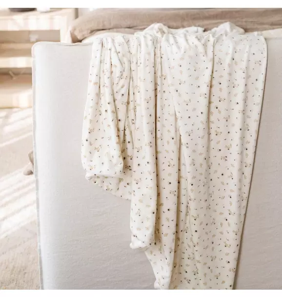 Minky Stretch Blanket in Posy