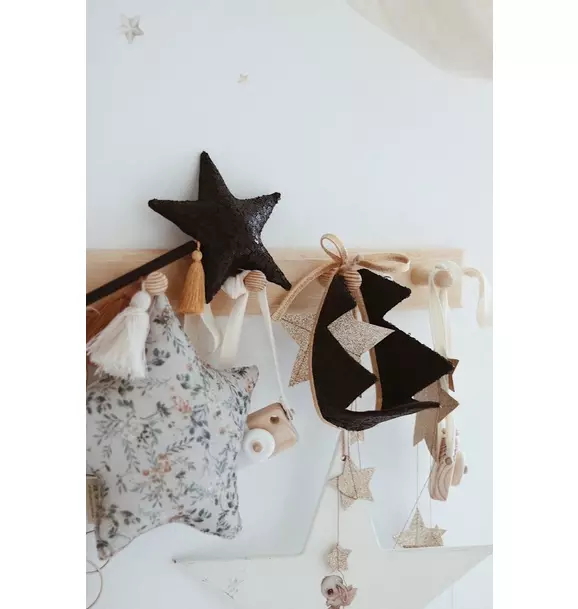 “Black Sequins” Crown