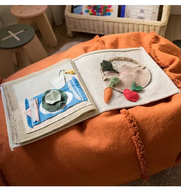Sensory Book Cool Kids Eat Healthy