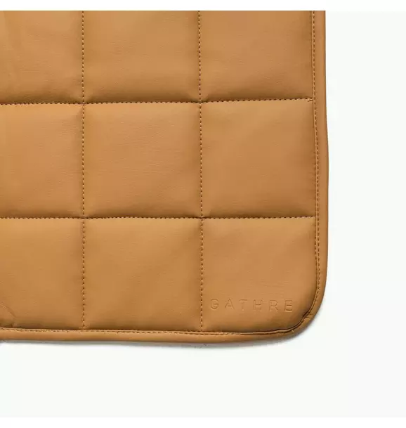Camel Square Quilted Mat