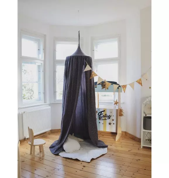 “Anthracite and Gold” Canopy