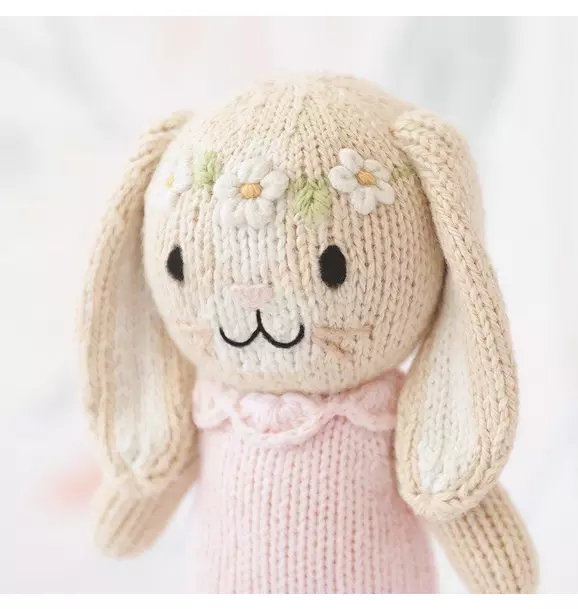 Tiny Hannah the bunny (blush)