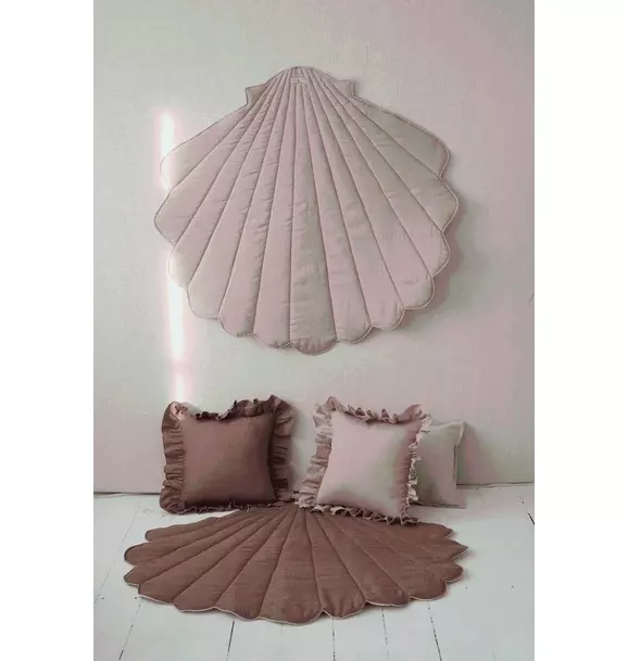“Powder Frills” Teepee Tent with Frills and "Powder Pink" Shell Mat Set