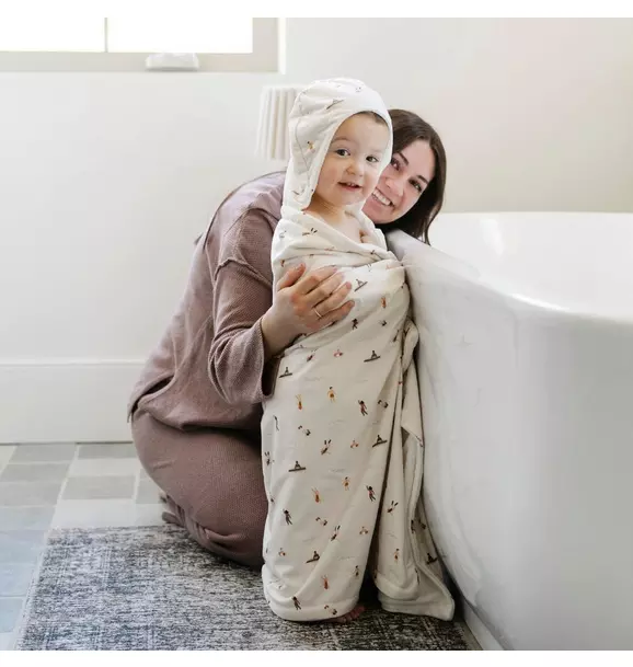 Hooded Towel in Poolside