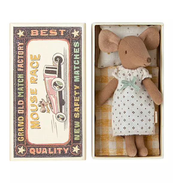 Big Sister Mouse in Box - Nightgown