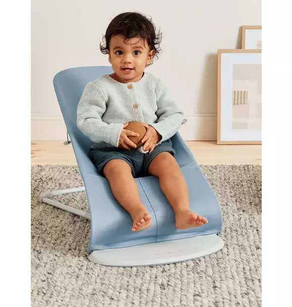 Baby Bouncer Bliss: Petal Quilt Woven | Blue