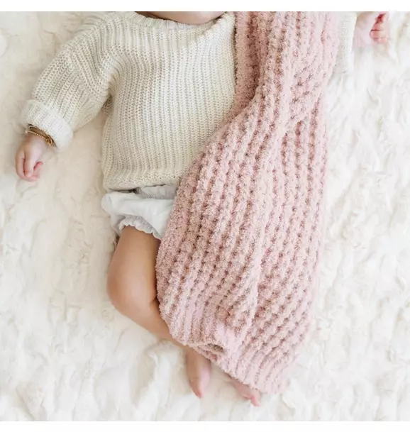 Waffle Knit Blanket in Rosette