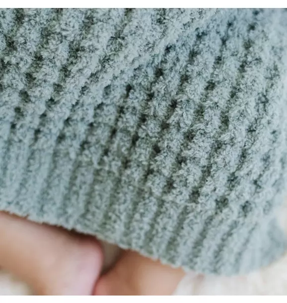 Waffle Knit Blanket in Elm