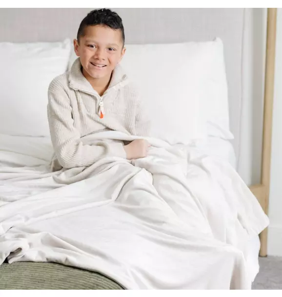 Minky Stretch Blanket in Buttermilk