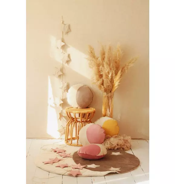 Velvet “Cream Dust” Garland with Stars